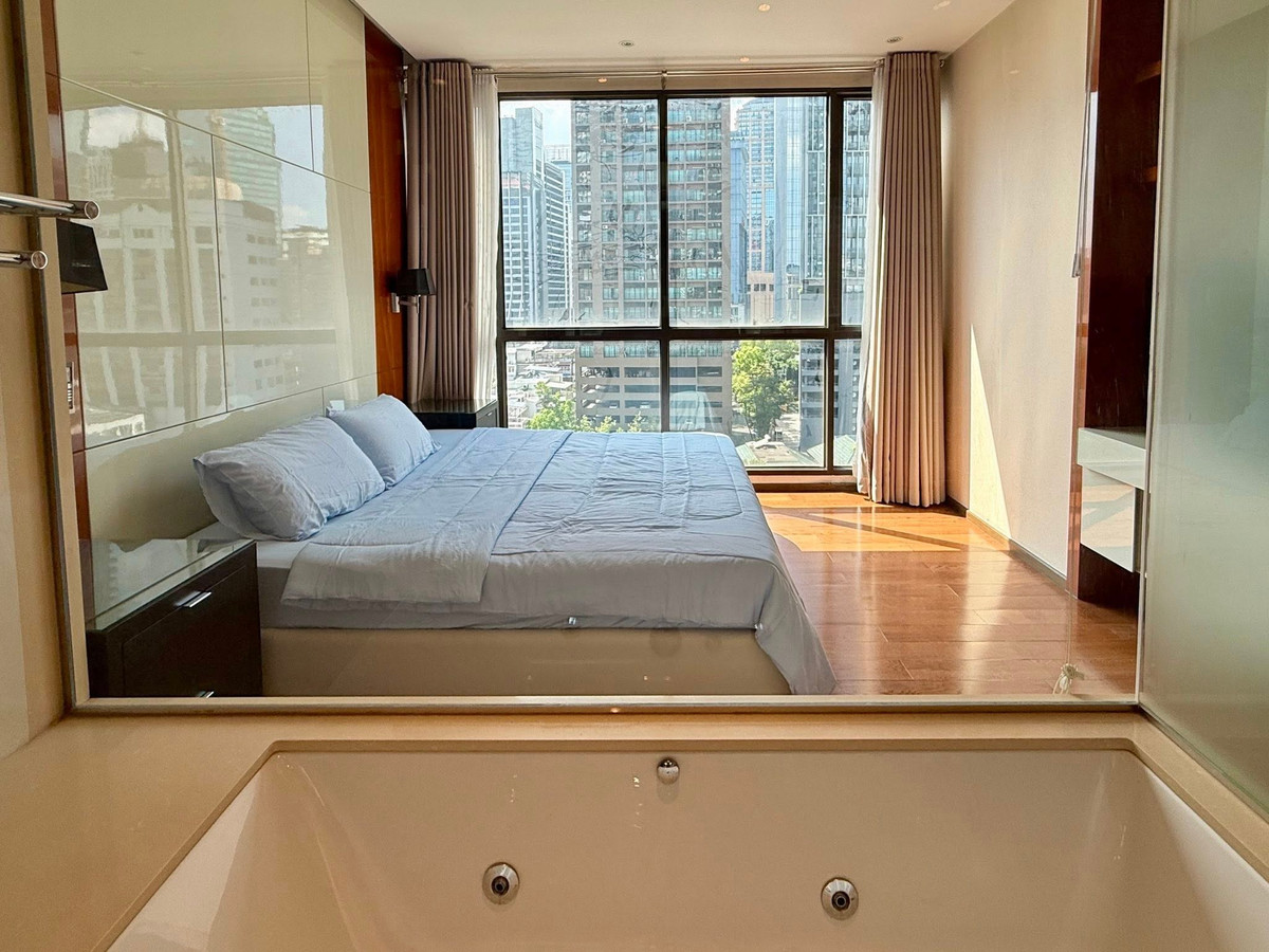 For RentCondoSukhumvit, Asoke, Thonglor : For Rent: The Address 28 Phrom Phong, 2 bedrooms, 2 bathrooms, beautiful room, fully furnished. Ready to move in