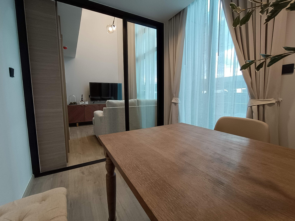 For SaleCondoLadprao, Central Ladprao : Urgent Sale ✨ The Crest Park Residences ✨ Fully furnished and equipped, ready to move in. Near BTS Central Ladprao.