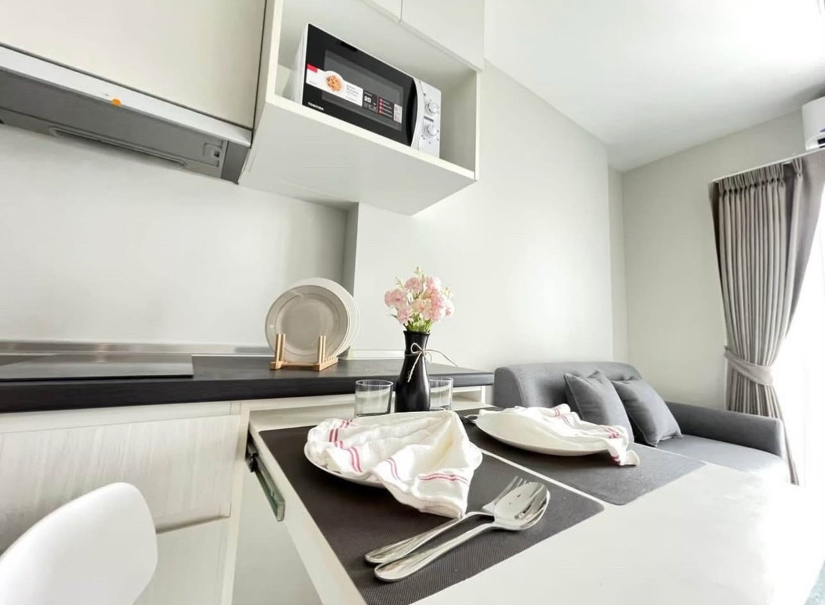 For RentCondoPattanakan, Srinakarin : For rent: Rich Park@Triple Station Rama 9.