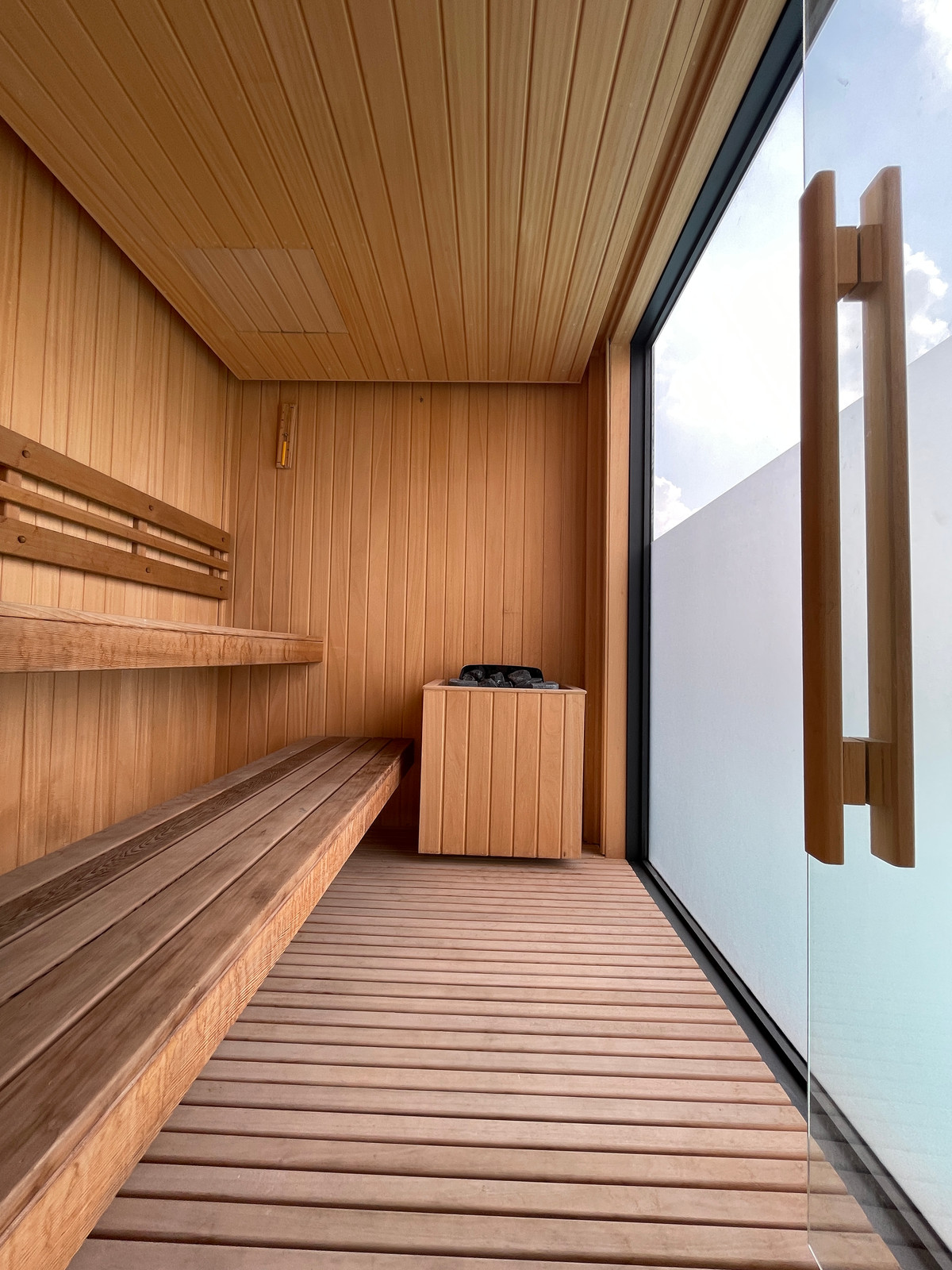 For SaleCondoAri,Anusaowaree : [Urgent sale!] Rare Item in the heart of Ari @Aritier Ari | Penthouse 75 sq m., 150% parking, highest level of privacy! Experience a superior life in the area. 