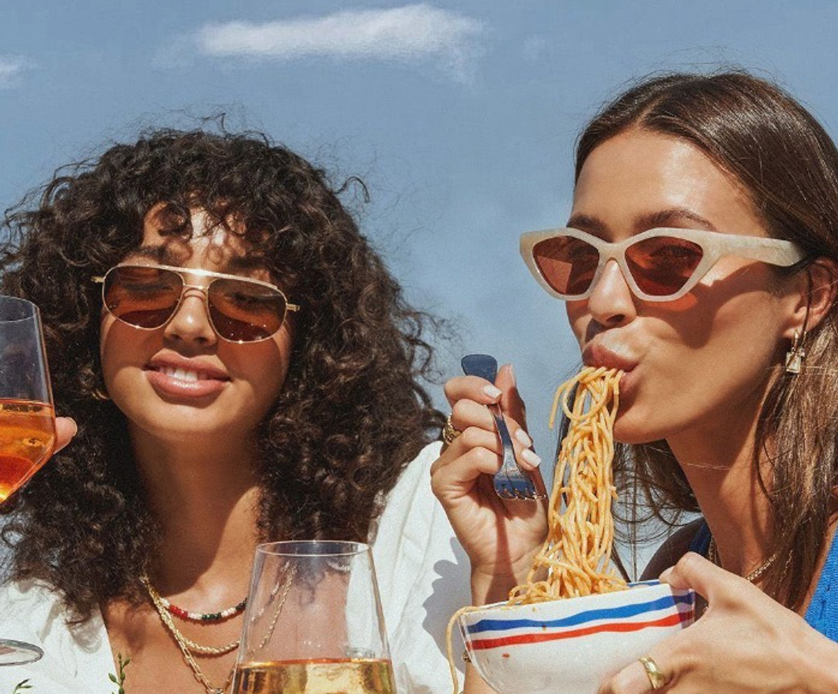 For RentRetail SpaceOnnut, Udomsuk : 📍Commercial Space for Rent near BTS Phra Khanong (350 m) : 15,000-28,000 THB/month