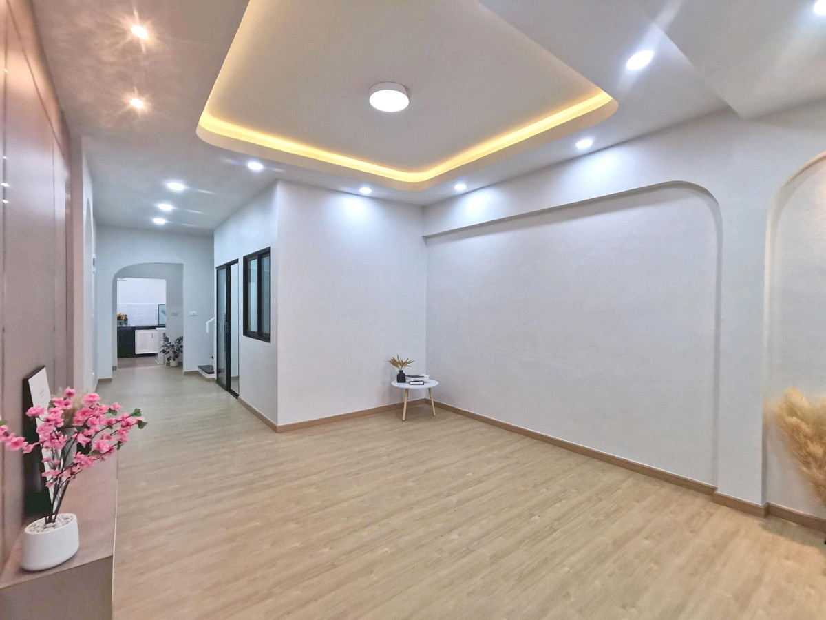 ขายทาวน์โฮมรัชดา ห้วยขวาง : HK0656♚ขาย ทาวน์เฮ้าส์ 3 ห้องนอน⚝ห้วยวาง♜MRT ห้วยขวาง∞099-5919653,065-9423251▚Line@sureresidence