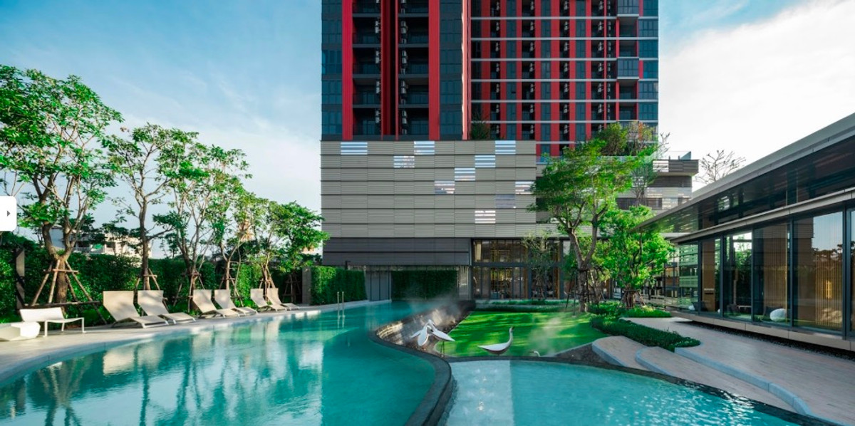 For SaleCondoRama9, Petchburi, RCA : Urgent Sale ✨ The Base Garden Rama 9 ✨ Fully Furnished and Ready to Move In Unit with Appliances. Near The Mall Ramkhamhaeng 2.