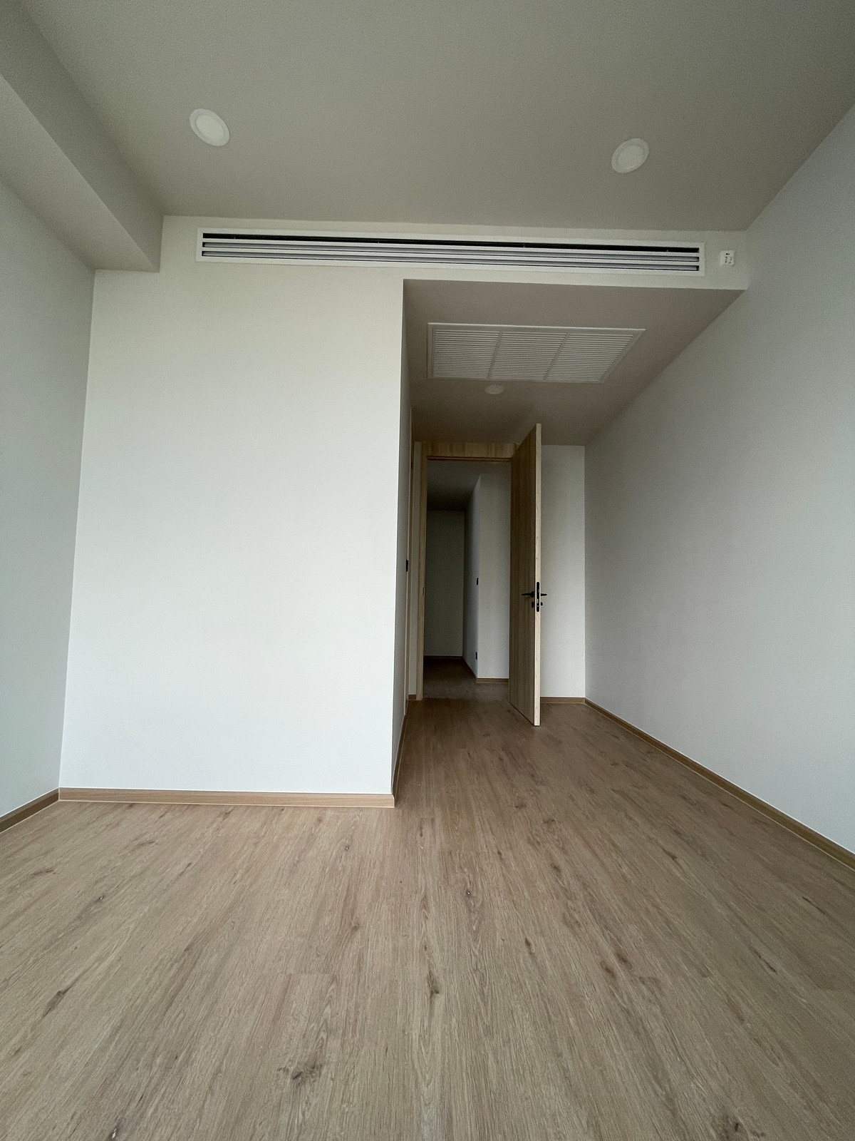 For SaleCondoAri,Anusaowaree : [Urgent sale!] Master Penthouse 89 sq m @Aritier Ari | 150% parking, maximum privacy in Ari! 