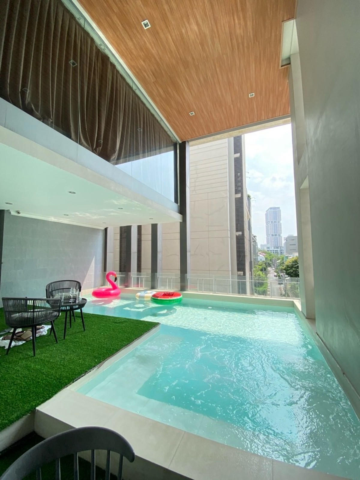 ให้เช่าบ้านสุขุมวิท อโศก ทองหล่อ : 💎บ้านหรู 8 ชั้น พร้อมสระว่ายน้ำส่วนตัว ใกล้ BTS พร้อมพงษ์ | Pet-friendly✨@1derhome
