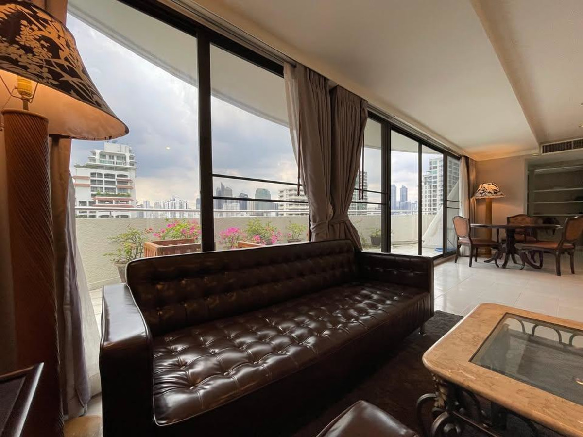 For SaleCondoSukhumvit, Asoke, Thonglor : LTH14614 – Condo for Sale | Supalai Place Sukhumvit 39 | 142 sqm | 2 Beds 1 Bath | Near BTS Phrom Phong | 20.77 MB | Condo for sale Supalai Place Sukhumvit 39