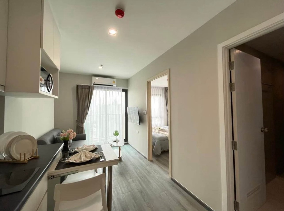 For RentCondoPattanakan, Srinakarin : For rent: Rich Park@Triple Station Rama 9.