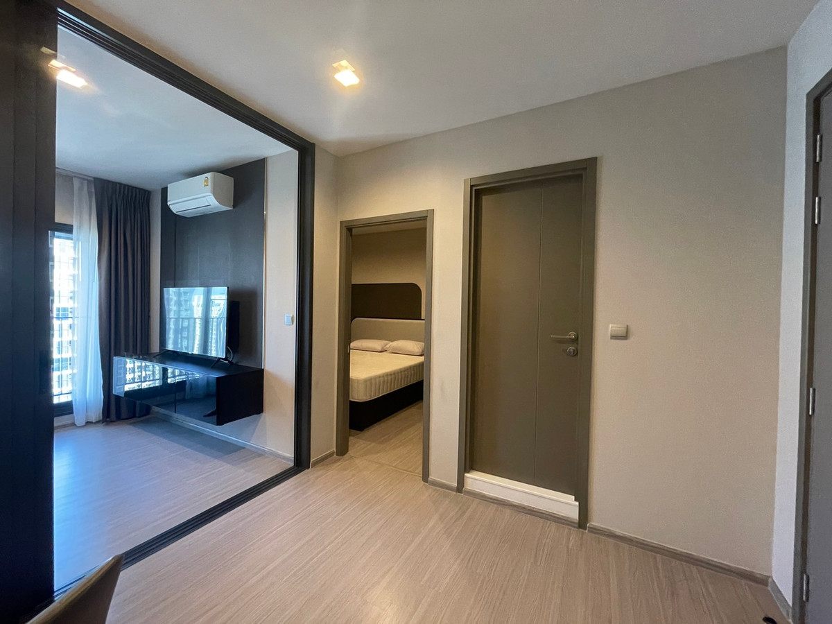 ให้เช่าคอนโดพระราม 9 เพชรบุรีตัดใหม่ RCA : Life Asoke Hype ห้อง1 bed plus ว่างพร้อมให้เช่า, Fully Furnished, สอบถามได้เลยครับ 