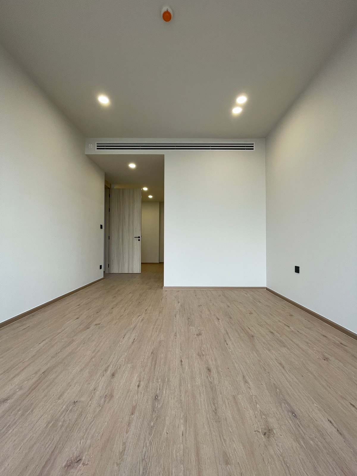 For SaleCondoAri,Anusaowaree : [Urgent sale!] Master Penthouse 89 sq m @Aritier Ari | 150% parking, maximum privacy in Ari! 