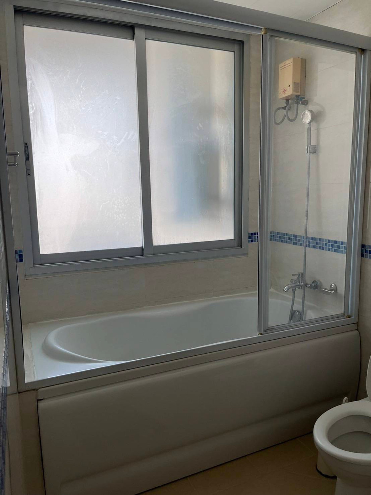 For RentCondoSathorn, Narathiwat : Condo for rent, Life @ Sathorn 10, near BTS St. Louis, beautiful room, good price, ready to move in.