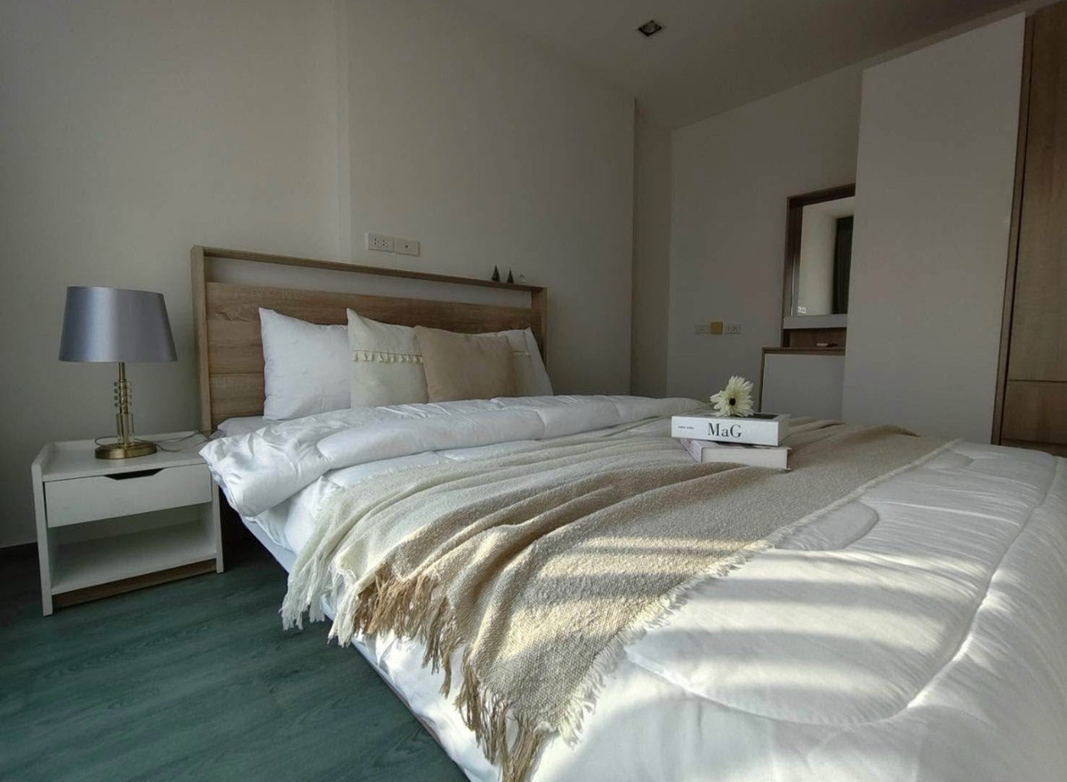 For RentCondoPattanakan, Srinakarin : For rent: Rich Park@Triple Station Rama 9.