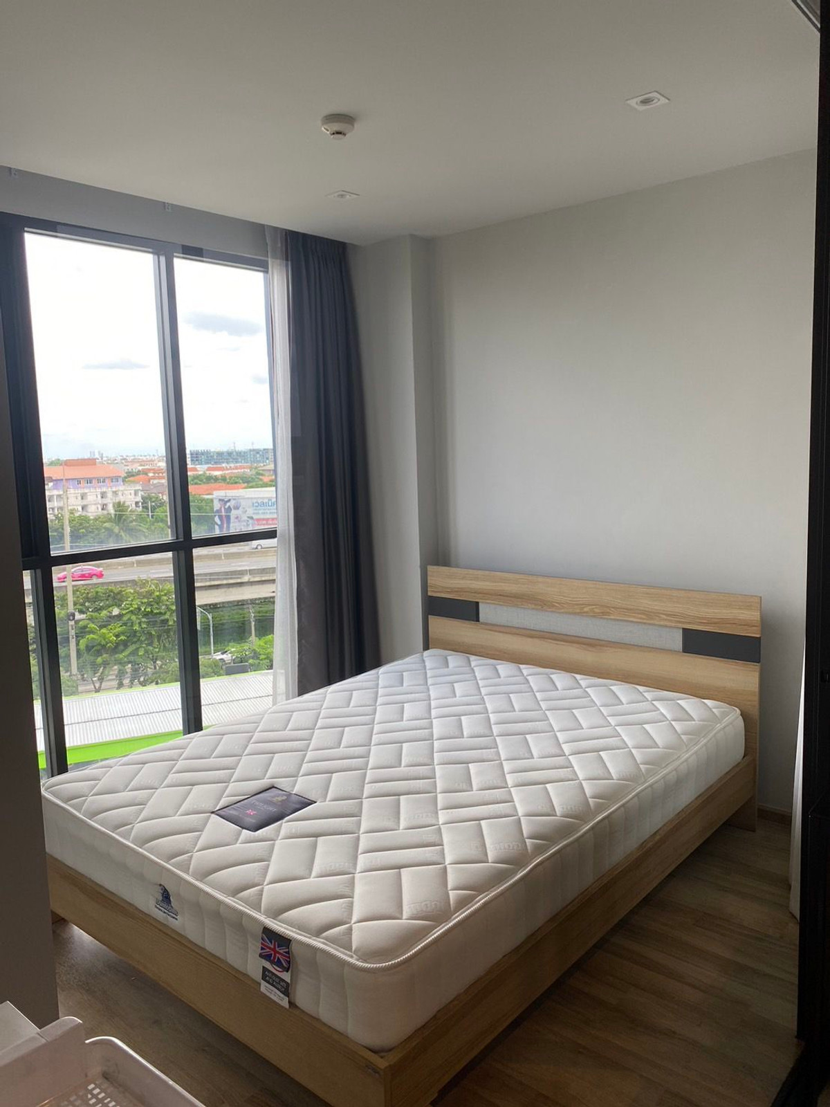 For RentCondoKaset Nawamin,Ladplakao : 💥CP-10397💥NEWERA CONDO EKAMAI - RAMINTRA👉Line : @rangrak