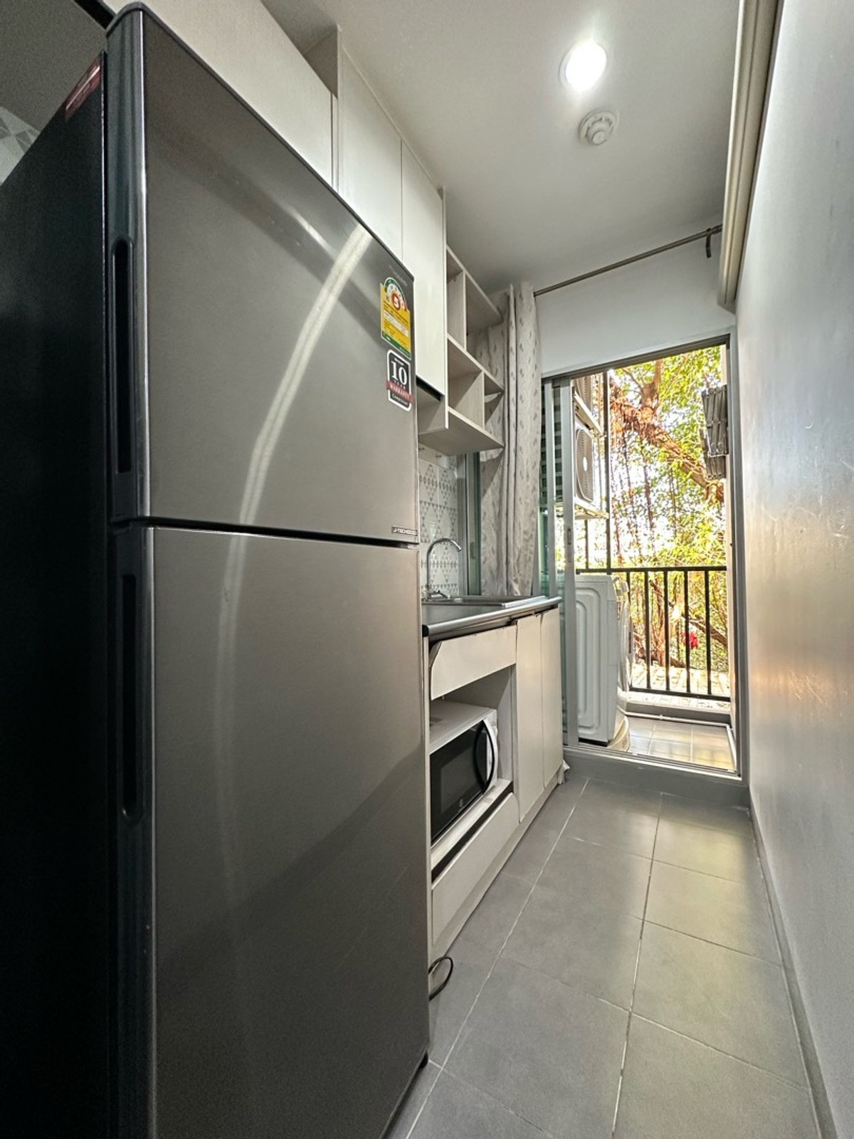 ให้เช่าคอนโดสมุทรปราการ สำโรง : คอนโด เดอะ คิทท์ พลัส สุขุมวิท 113 เฟอร์นิเจอร์และเครื่องใช้ไฟฟ้าครบ กั้นสัดส่วน หัวนอนไม่ติดห้องอื่น ✨