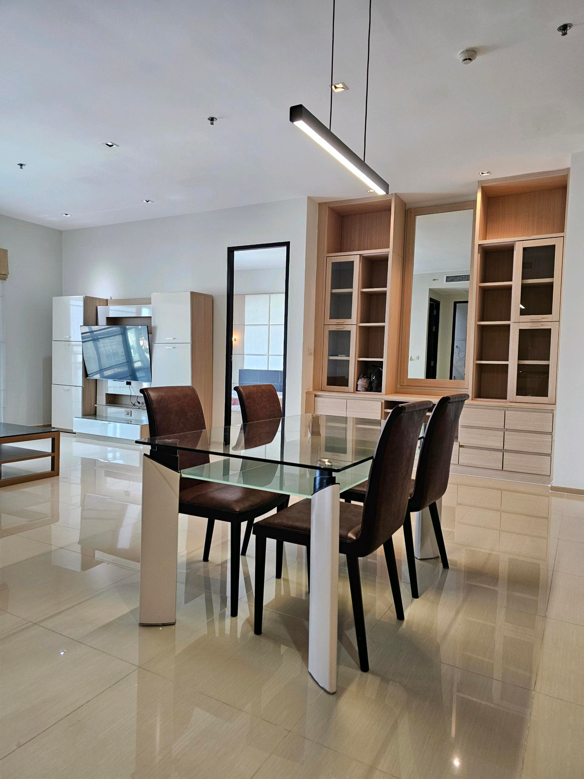 For RentCondoSukhumvit, Asoke, Thonglor : เดอะ เมดิสัน สุขุมวิท 41 ห้องเช่า 2 นอน 2 น้ำ พื้นที่ 118 ตรม ค่าเช่า 85,000 ต่อเดือน สนใจโทร น้อง 096-2615656 พร้อมให้นัดหมายเข้าชมทุกวัน

The Madison Sukhumvit 41  for Rent 2bed 2 bath 118 Sq,m Rental price 75k per month call Nong 096-2615656 Ready to t