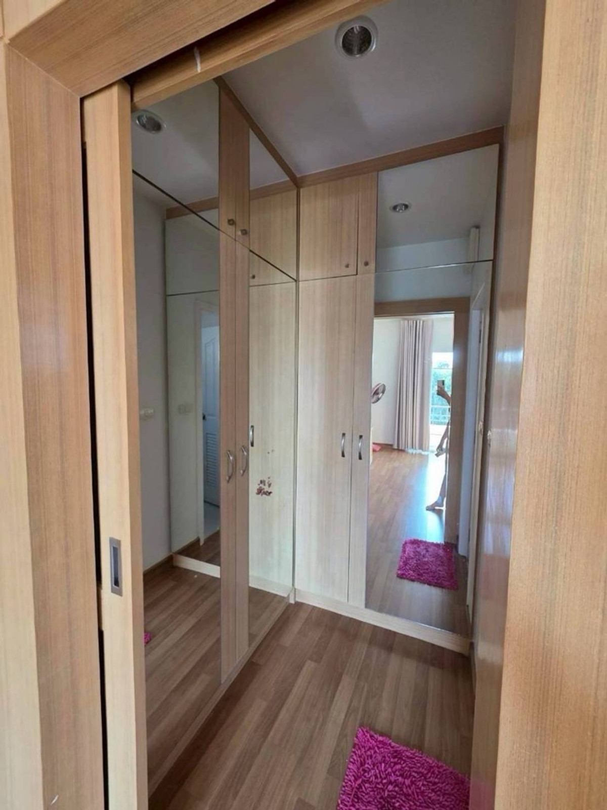 ให้เช่าบ้านลาดกระบัง สุวรรณภูมิ : ให้เช่าบ้านเดี่ยว หมู่บ้านภัสสร เพรสทีจ อ่อนนุช ใกล้ โรงพยาบาลสิรินธร เพียง 4 นาที