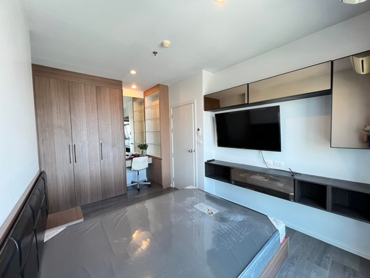 ให้เช่าคอนโดบางซื่อ วงศ์สว่าง เตาปูน : [ปล่อยเช่า ] เดอะ สเตจ เตาปูน-อินเตอร์เชนจ์ | 𝗧𝗛𝗘 𝗦𝗧𝗔𝗚𝗘 𝗧𝗔𝗢𝗣𝗢𝗢𝗡 𝗜𝗡𝗧𝗘𝗥𝗖𝗛𝗔𝗡𝗚𝗘 [2ห้องนอน2ห้องน้ำ]