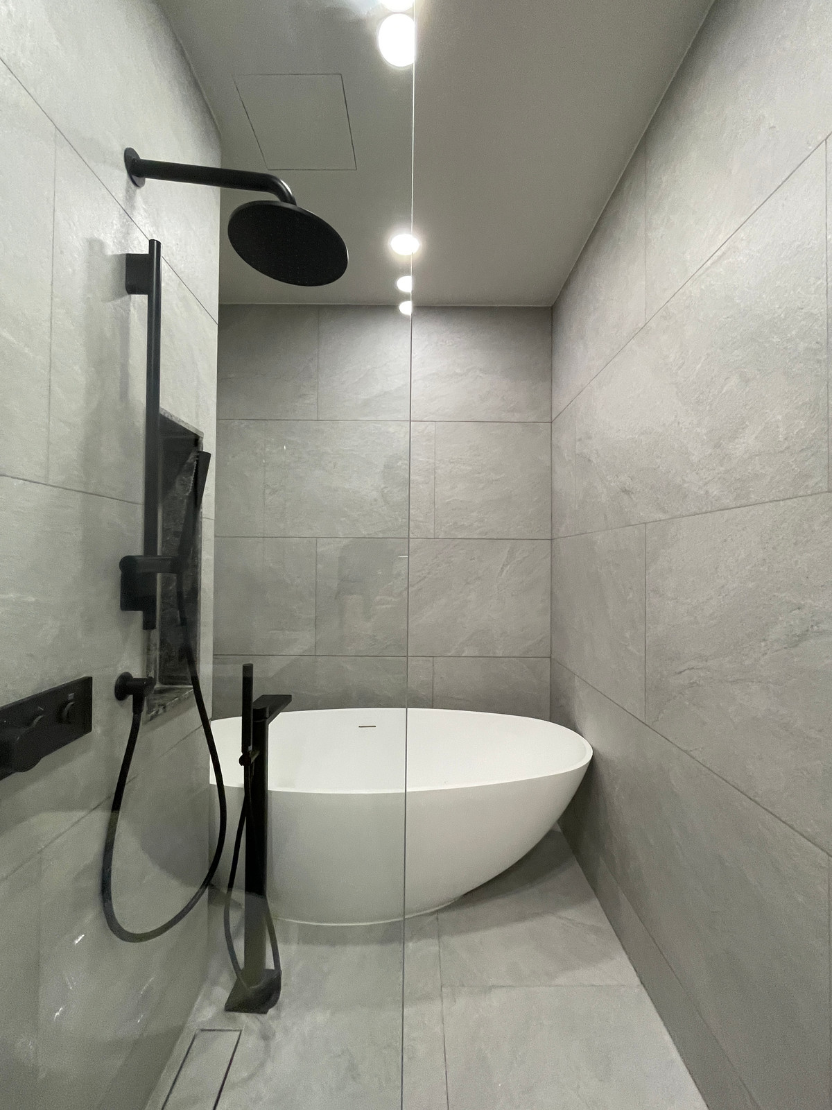 For SaleCondoAri,Anusaowaree : [Urgent sale!] Rare Item in the heart of Ari @Aritier Ari | Penthouse 75 sq m., 150% parking, highest level of privacy! Experience a superior life in the area. 