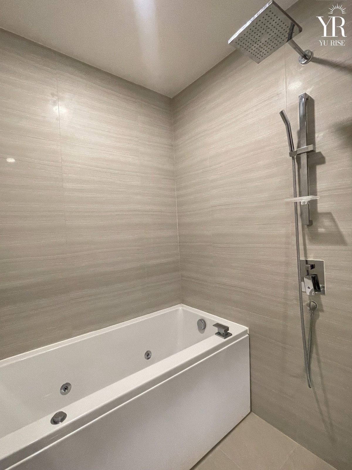 CondoSukhumvit, Asoke, Thonglor : Condo for rent and sale 1 bedroom 1 bathroom fully furnished Ready to move in.