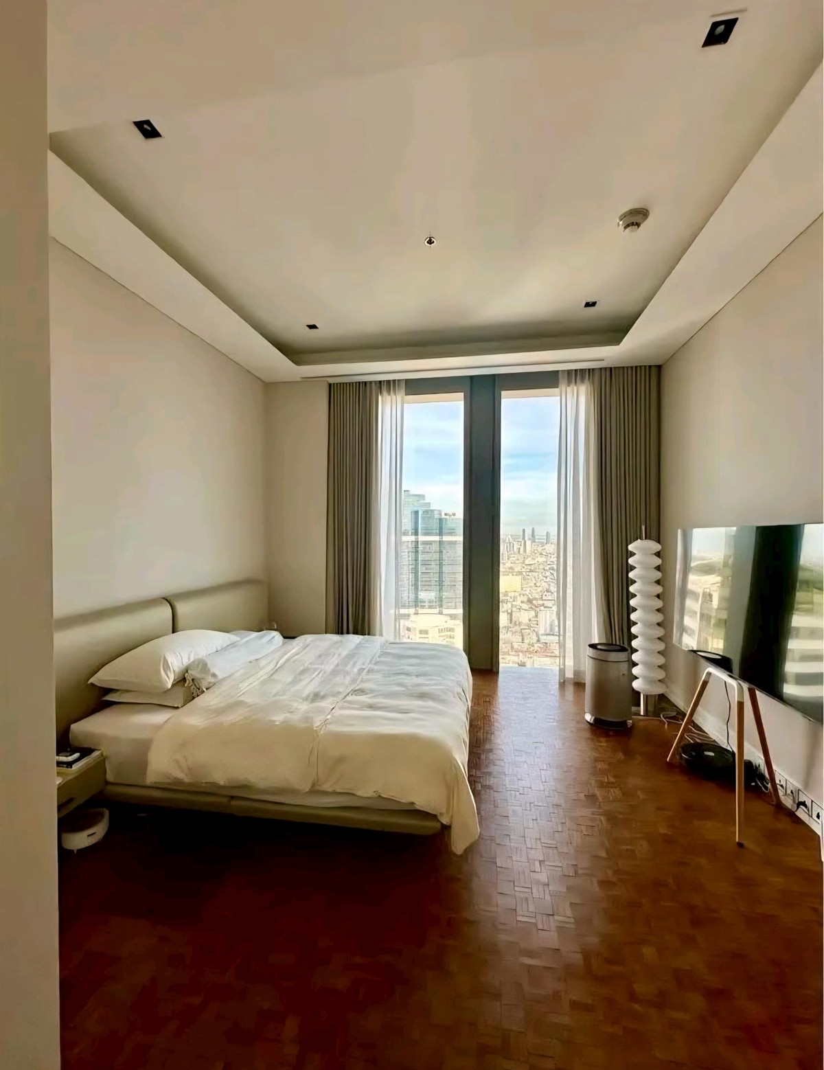 For RentCondoSathorn, Narathiwat : 📌For RENT | The Ritz Calton Residences - 2BR 🐶 Pet Friendly (126 sqm) 180,000 THB/month