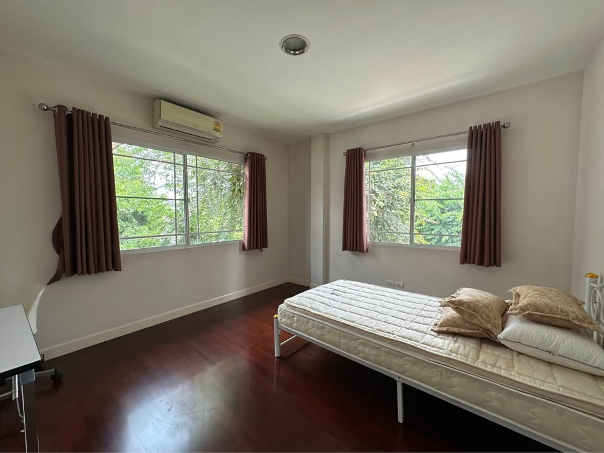 ให้เช่าบ้านพุทธมณฑล ศาลายา : ให้เช่า โครงการหมู่บ้านนันทวัน อุทยาน-อักษะ   -บ้านเดี่ยว 2 ชั้น - ขนาด 87 ตร.ม. - 3 ห้องนอน 3 ห้องน้ำ - ห้องนอนแม่บ้าน + ห้องน้ำแม่บ้าน - ที่จอดรถ 3 คัน