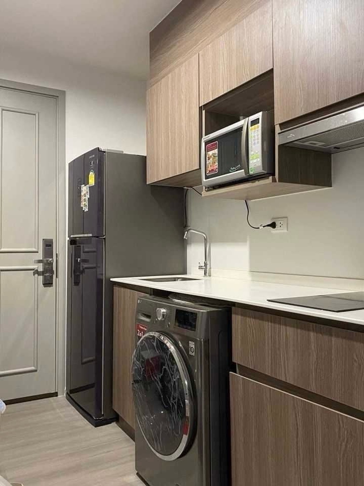 ให้เช่าคอนโดปิ่นเกล้า จรัญสนิทวงศ์ : 💙@condocurator 💙ให้เช่า The Parkland Charan - Pinklao เครื่องซักผ้า ‼️ว่าง 1 มิ.ย. 69 ‼️[PM0871]