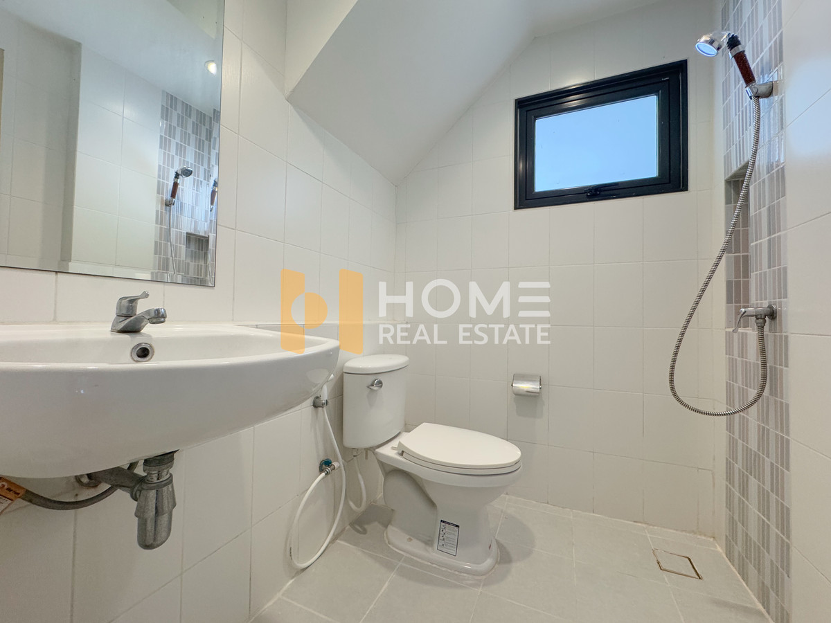 For SaleLadkrabang, Suwannaphum Airport : Baan Klang Muang The Edition Rama 9 - Onnut / 3 Bedrooms (FOR SALE) FON204