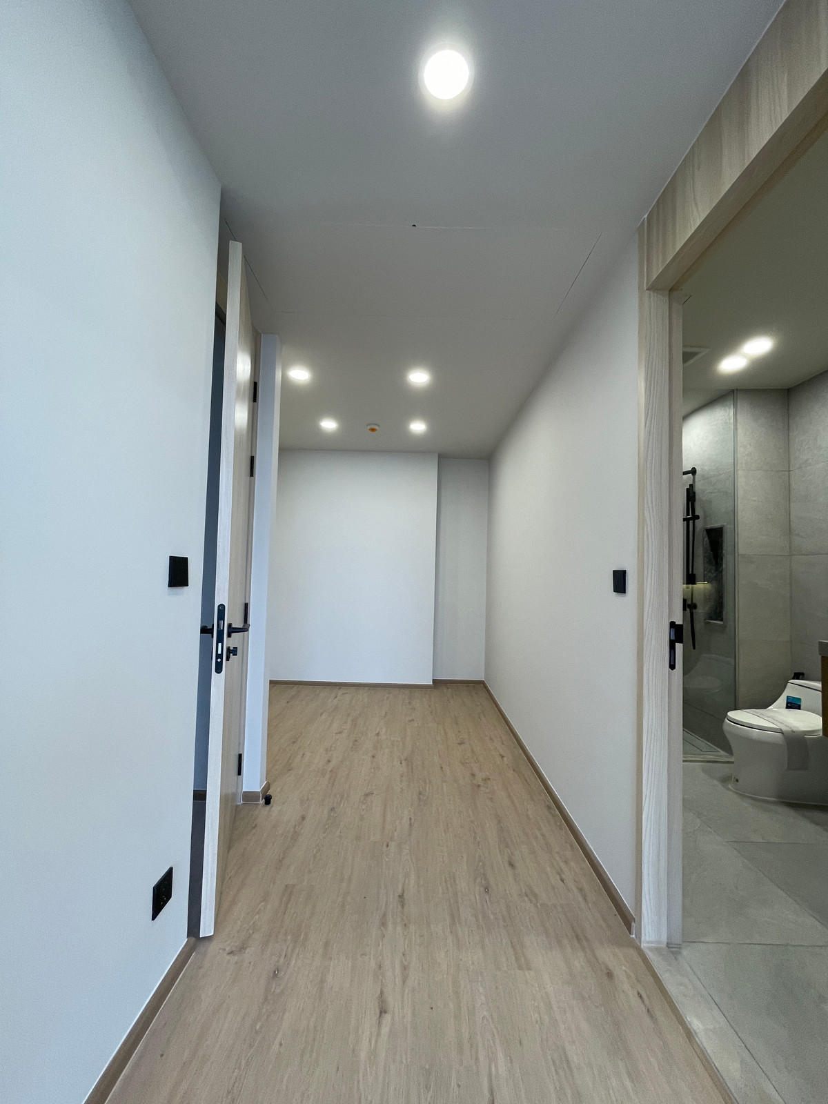 For SaleCondoAri,Anusaowaree : [Urgent sale!] Master Penthouse 89 sq m @Aritier Ari | 150% parking, maximum privacy in Ari! 