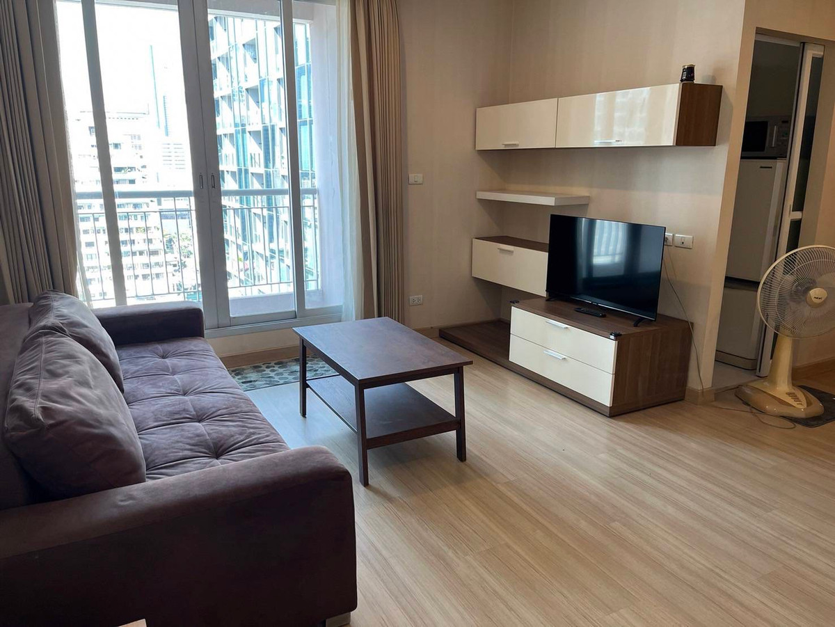 For RentCondoSathorn, Narathiwat : Condo for rent, Life @ Sathorn 10, near BTS St. Louis, beautiful room, good price, ready to move in.