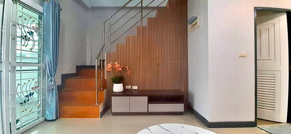 ขายทาวน์โฮมพัทยา บางแสน ชลบุรี สัตหีบ : ทาวน์โฮม หมู่บ้าน พรเทพ การ์เด้น วิลล์ 9 / 3 ห้องนอน (ขาย), Townhome Pornthep Garden Ville 9 / 3 Bedrooms (FOR SALE) BEWN109