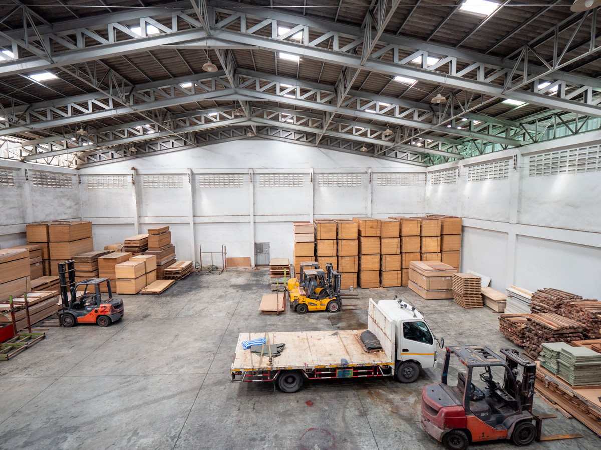 ขายโกดังมหาชัย สมุทรสาคร : ขาย ที่ดิน พร้อมอาคารโกดัง คลังสินค้า โรงงาน กระทุ่มแบน สมุทรสาคร ทำเลดี สภาพดีมาก ลดจาก 30 ล้าน ขายเพียง 25 ล้านเท่านั้น