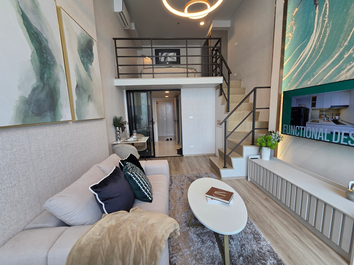 For SaleCondoSukhumvit, Asoke, Thonglor : Hybrid room, unblocked view, many rooms, 6.9 million baht, 27.5 sq m, ceiling height 4.3 m. Free transfer day expenses. Call: 0882389494