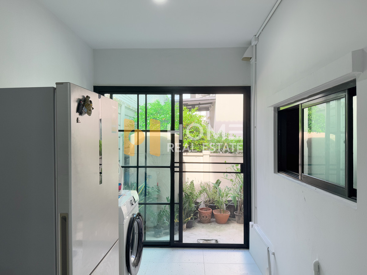 For SaleLadkrabang, Suwannaphum Airport : Baan Klang Muang The Edition Rama 9 - Onnut / 3 Bedrooms (FOR SALE) FON204