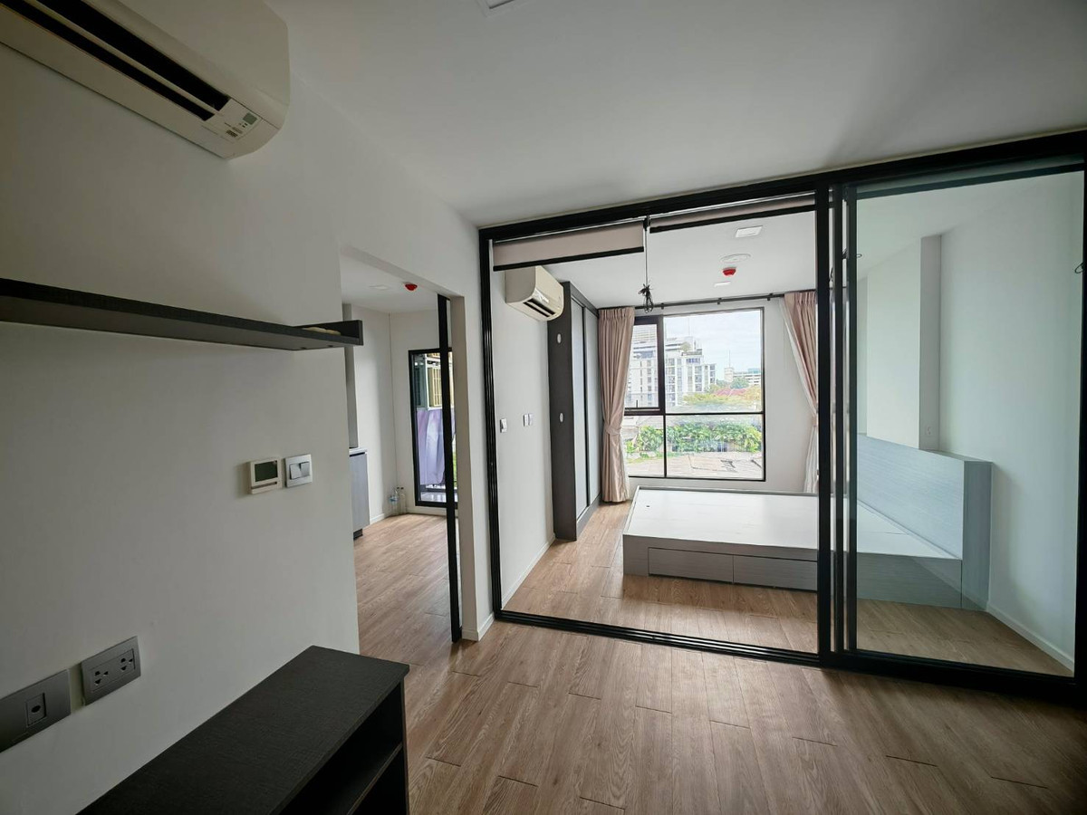 For SaleCondoLadprao, Central Ladprao : Urgent sale! 📍 Atmoz Ladprao 15 📍 East-facing balcony. Convenient location near BTS Ha Yaek Ladprao station.