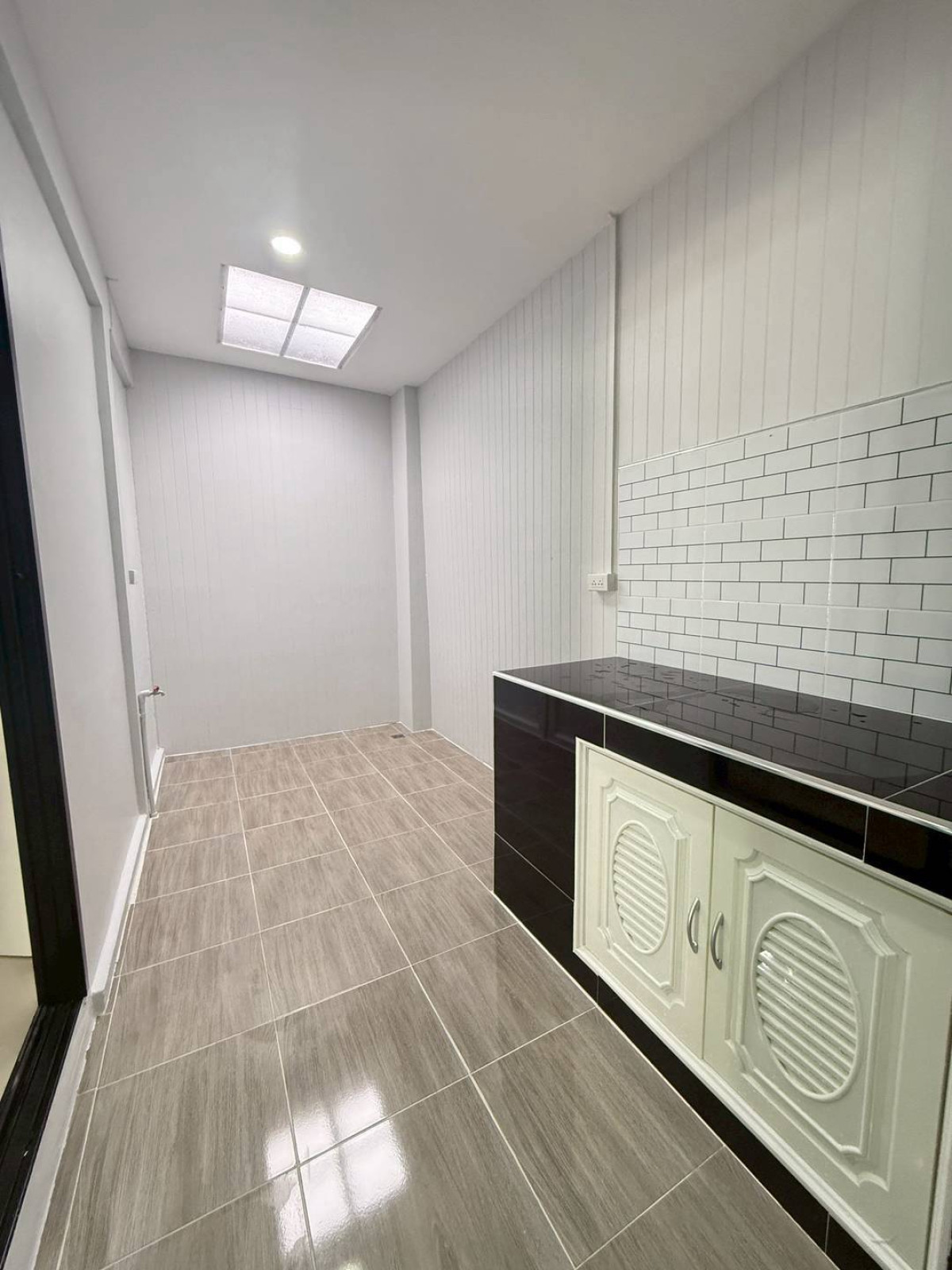 ขายบ้านนนทบุรี บางใหญ่ บางบัวทอง : ขายบ้าน บ้านพระปิ่น 3 หน้ากว้าง รีโนเวทใหม่ MRT-ตลาดบางใหญ่ บางแม่นาง บางใหญ่ นนทบุรี CX-147749