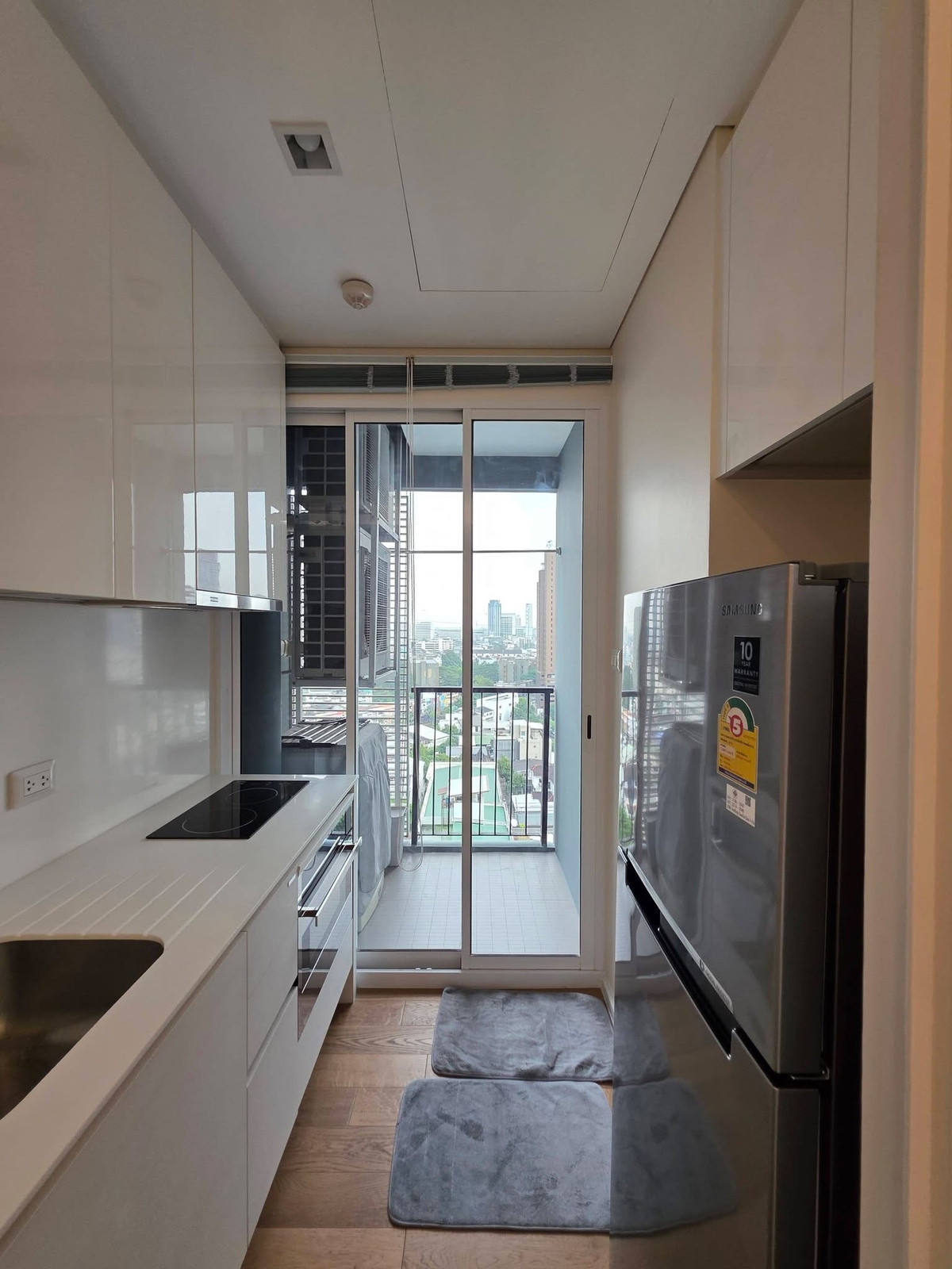 ให้เช่าคอนโดลาดพร้าว เซ็นทรัลลาดพร้าว : ให้เช่า ✨ The Saint Residences ✨ เฟอร์นิเจอร์ และ เครื่องใช้ไฟฟ้าครบ ใกล้ BTS ห้าแยกลาดพร้าว