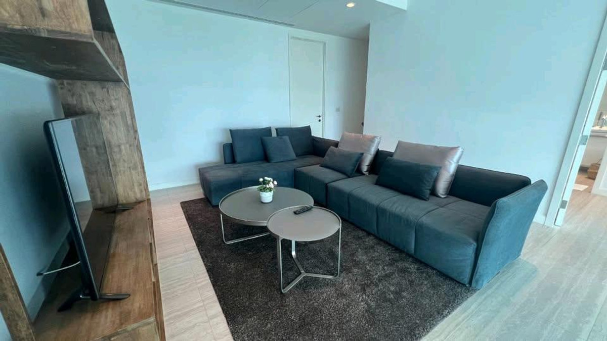 For RentCondoWitthayu, Chidlom, Langsuan, Ploenchit : 📌For RENT | 185 Rajadamri - 2BR Duplex (164 sqm) 200,000 THB