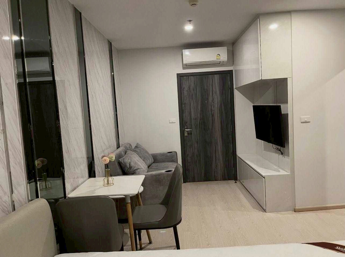 For RentCondoOnnut, Udomsuk : 🏡✨ Condo for Rent at Elio Del Nest – Beautifully decorated with full built-in furniture, ready to move in! 🚆 Only 700 meters from BTS Udom Suk