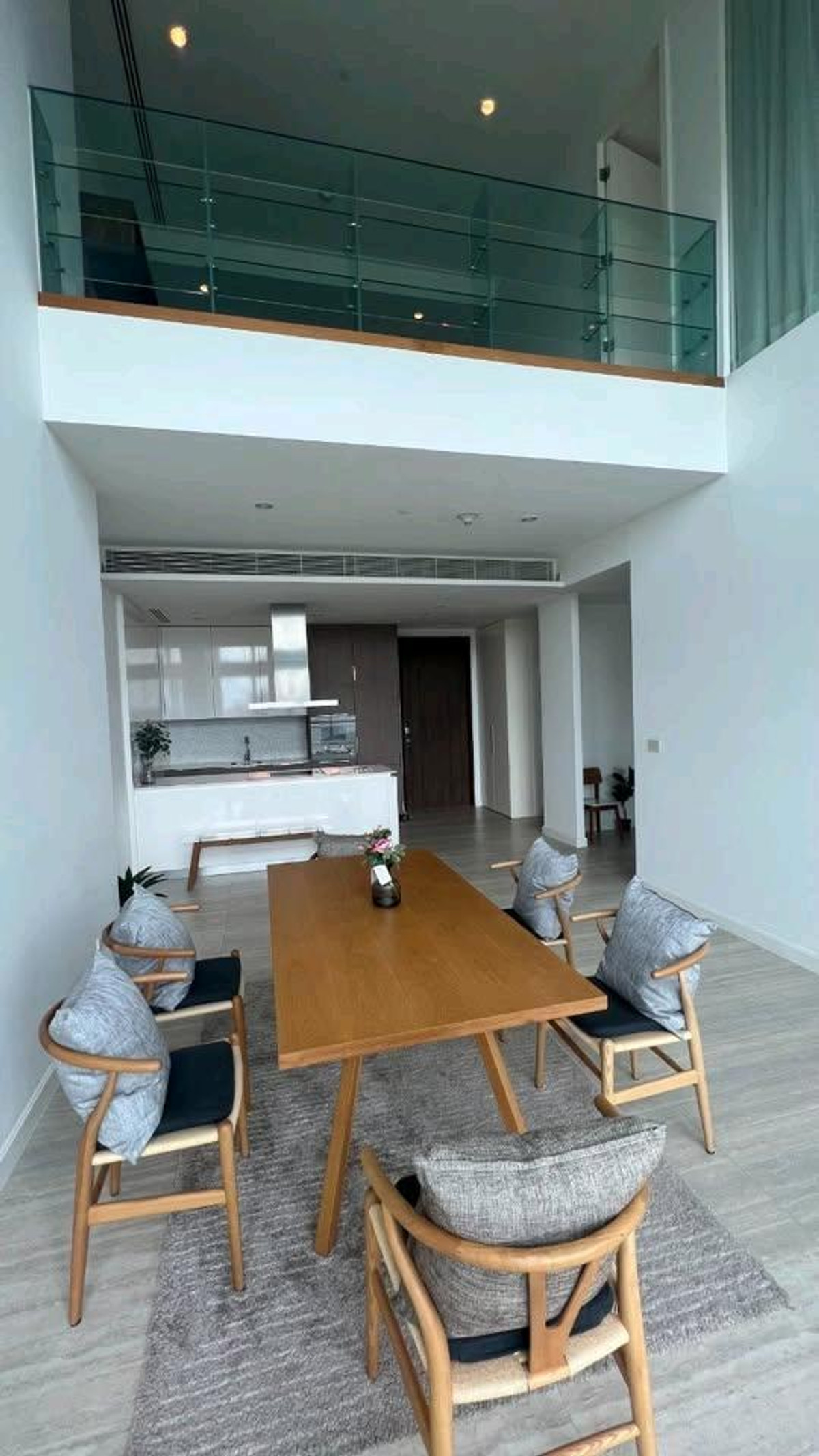 For RentCondoWitthayu, Chidlom, Langsuan, Ploenchit : 📌For RENT | 185 Rajadamri - 2BR Duplex (164 sqm) 200,000 THB