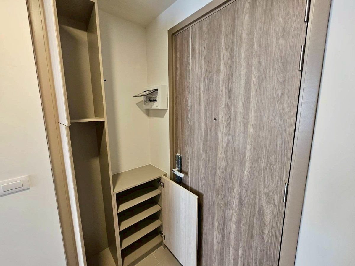 ให้เช่าคอนโดสมุทรปราการ สำโรง : 🔥ให้เช่าด่วน!🔥𝗧𝗵𝗲 𝗠𝘂𝘃𝗲 𝗦𝘂𝗸𝗵𝘂𝗺𝘃𝗶𝘁 𝟭𝟬𝟳 คอนโดเลี้ยงสัตว์ได้ 🐾 ใกล้ BTS แบริ่ง เฟอร์ฯครบ พร้อมอยู่