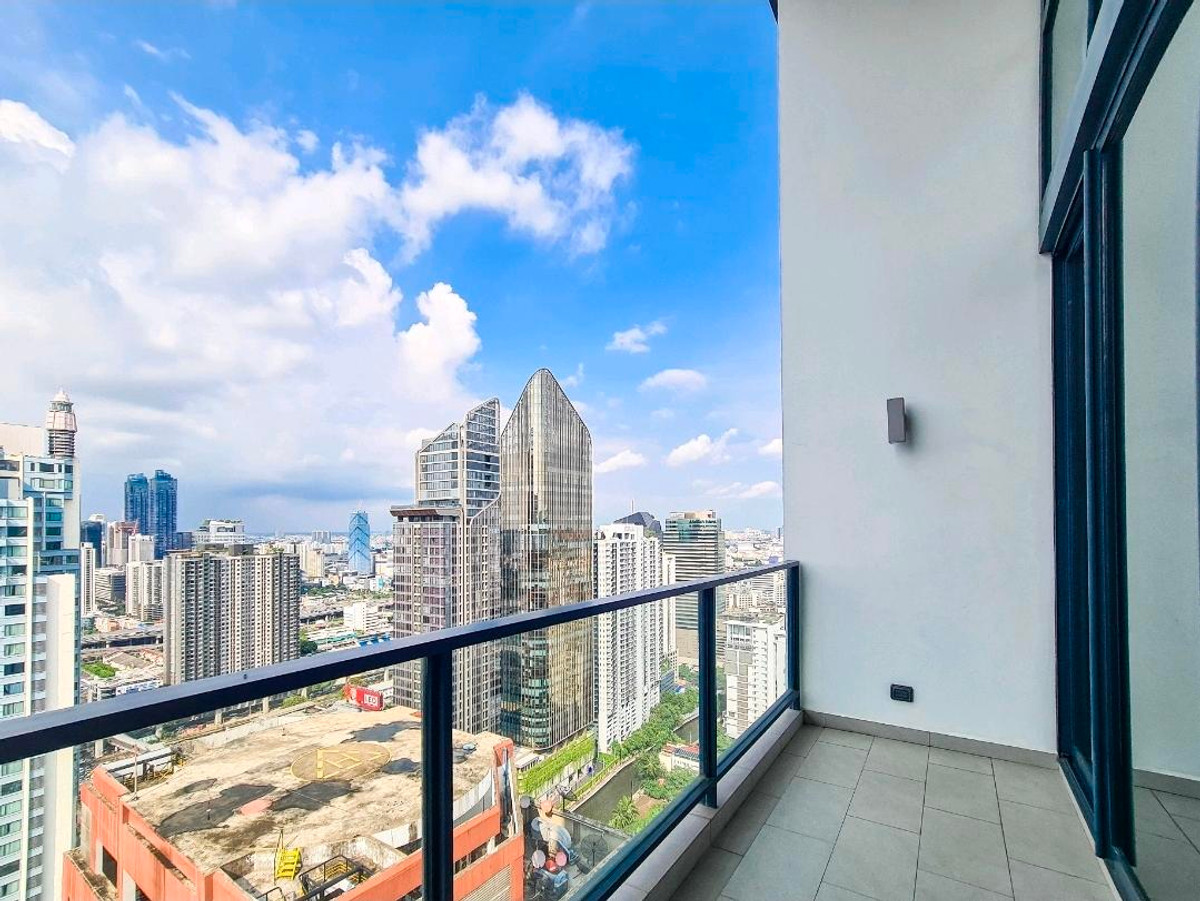 For SaleCondoSukhumvit, Asoke, Thonglor : 📍 The Lofts Asoke | Duplex 3B3B 130 sq.m. | Rare 3-BR Luxury condo in Asoke *** Below Market Price 🔥 (Only 259k THB/sqm.) ***