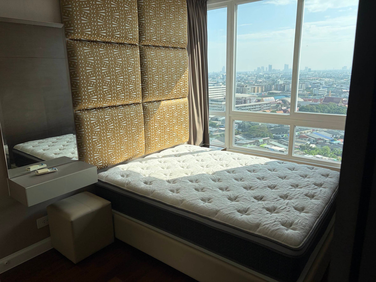 For RentCondoSamut Prakan,Samrong : For rent, corner room, 66 sq m, 2 bedrooms, 2 bathrooms, Building A, 18th floor, The Metropolis Samrong Interchange Condo.
