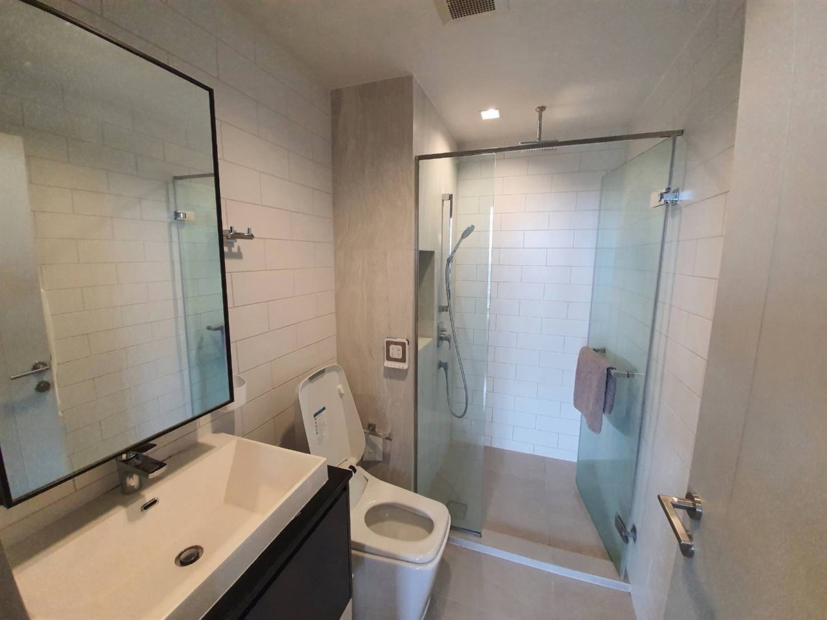 CondoSapankwai,Jatujak : Rare Corner Unit with Curved Glass and Chatuchak Park View 2BR at The Line Jatujak–Mochit Near BTS Mo Chit MRT Chatuchak Park