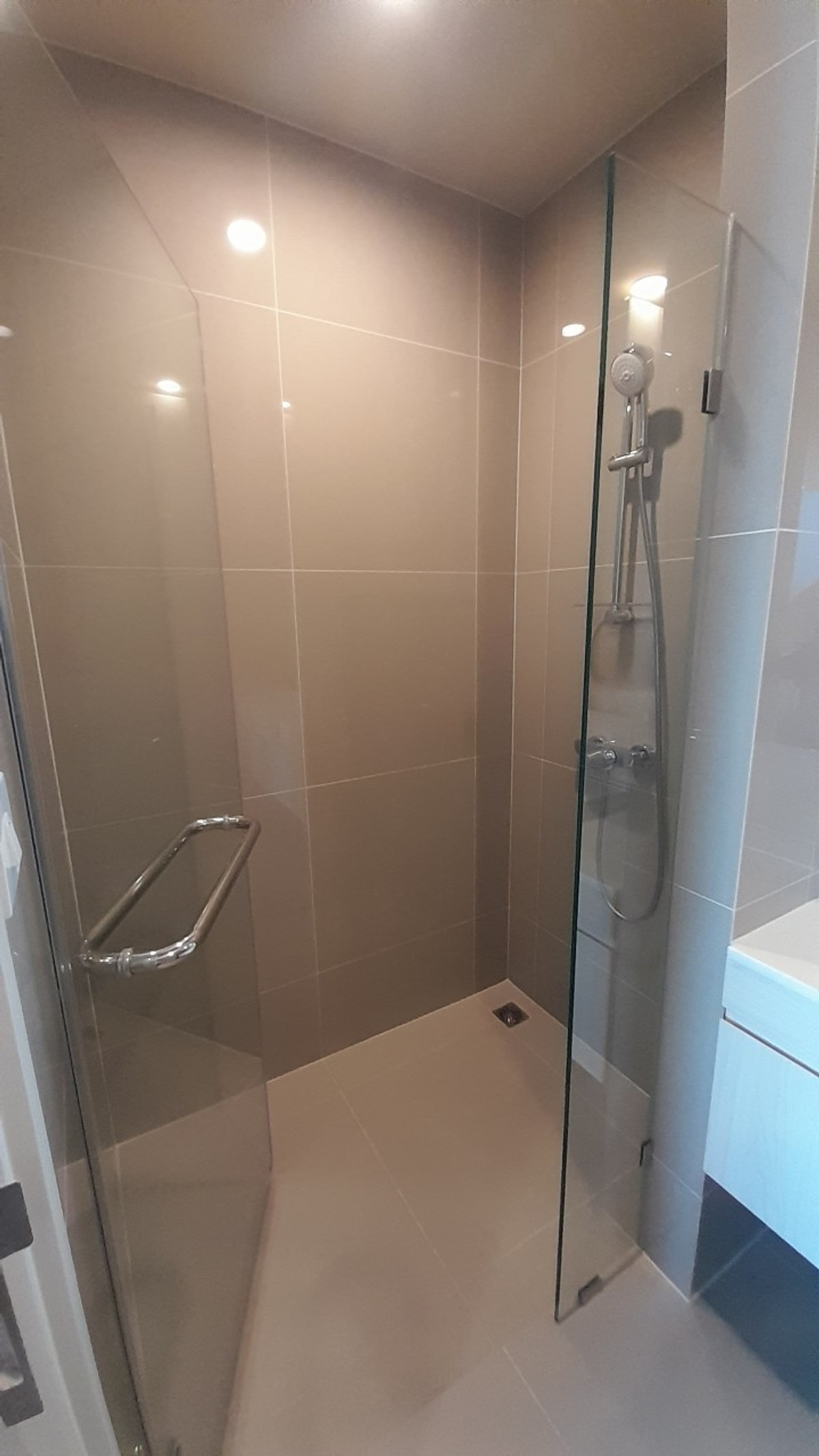 For SaleCondoSukhumvit, Asoke, Thonglor : Urgent sale, below appraisal, 1 bedroom High Floor Noble Recole Sukhumvit 19 only 7.5 Million Baht