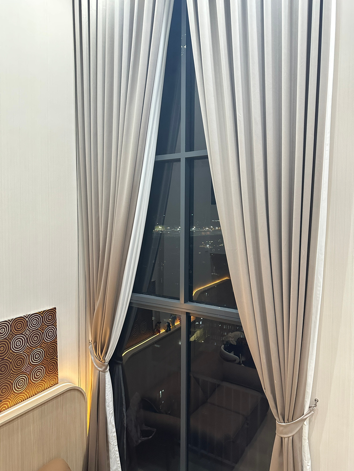 For SaleCondoSapankwai,Jatujak : 🔥 Hot New Sale🔥 New room Onyx Phaholyothin 1B1B 43.42 sqm. Duplex Just 5.2MB Call Ms.Angel(Aumi) 0658209572