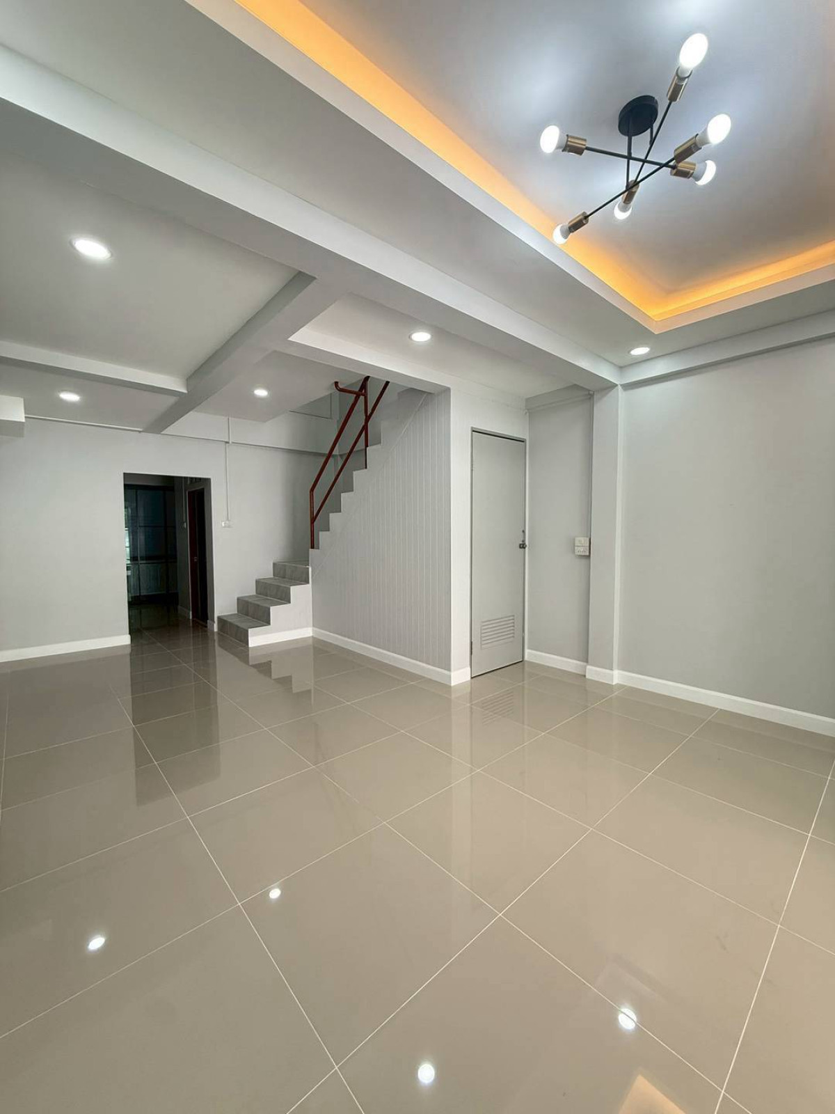 ขายบ้านนนทบุรี บางใหญ่ บางบัวทอง : ขายบ้าน บ้านพระปิ่น 3 หน้ากว้าง รีโนเวทใหม่ MRT-ตลาดบางใหญ่ บางแม่นาง บางใหญ่ นนทบุรี CX-147749