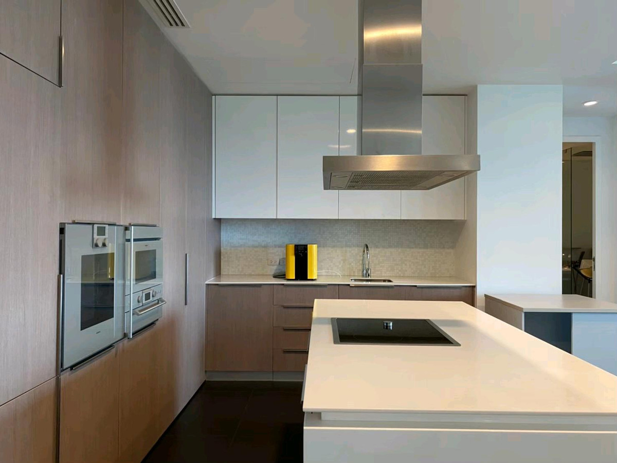 For RentCondoWitthayu, Chidlom, Langsuan, Ploenchit : 📌For RENT | 185 Rajadamri - 2BR (126 sqm) 100,000 THB/month