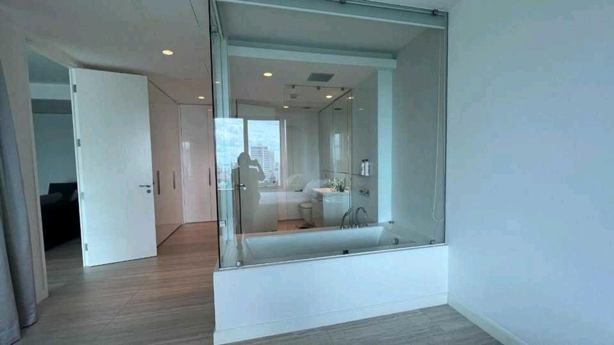 For RentCondoWitthayu, Chidlom, Langsuan, Ploenchit : 📌For RENT | 185 Rajadamri - 2BR Duplex (164 sqm) 200,000 THB