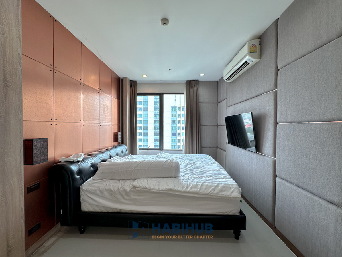 ขายคอนโดพระราม 9 เพชรบุรีตัดใหม่ RCA : 🏠✨ Villa Asoke | ขายคอนโด 3 ห้องนอน (HBH-HL-36)