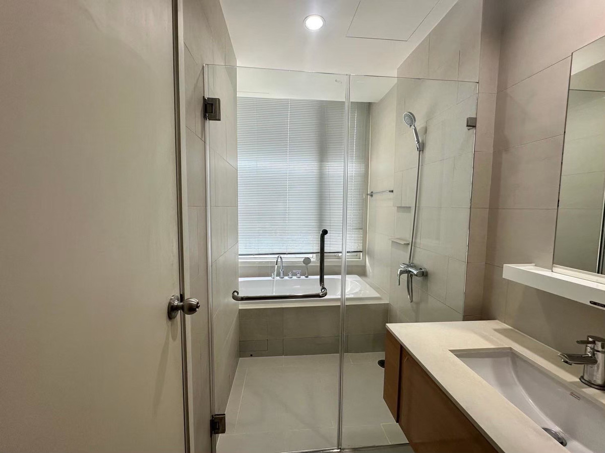 For RentCondoRatchathewi,Phayathai : 🔥Rare Item 🔥3B2B 105sqm. Villa Rachathewi Just 60K/Month Call Ms.Angel(Aumi) 0658209572