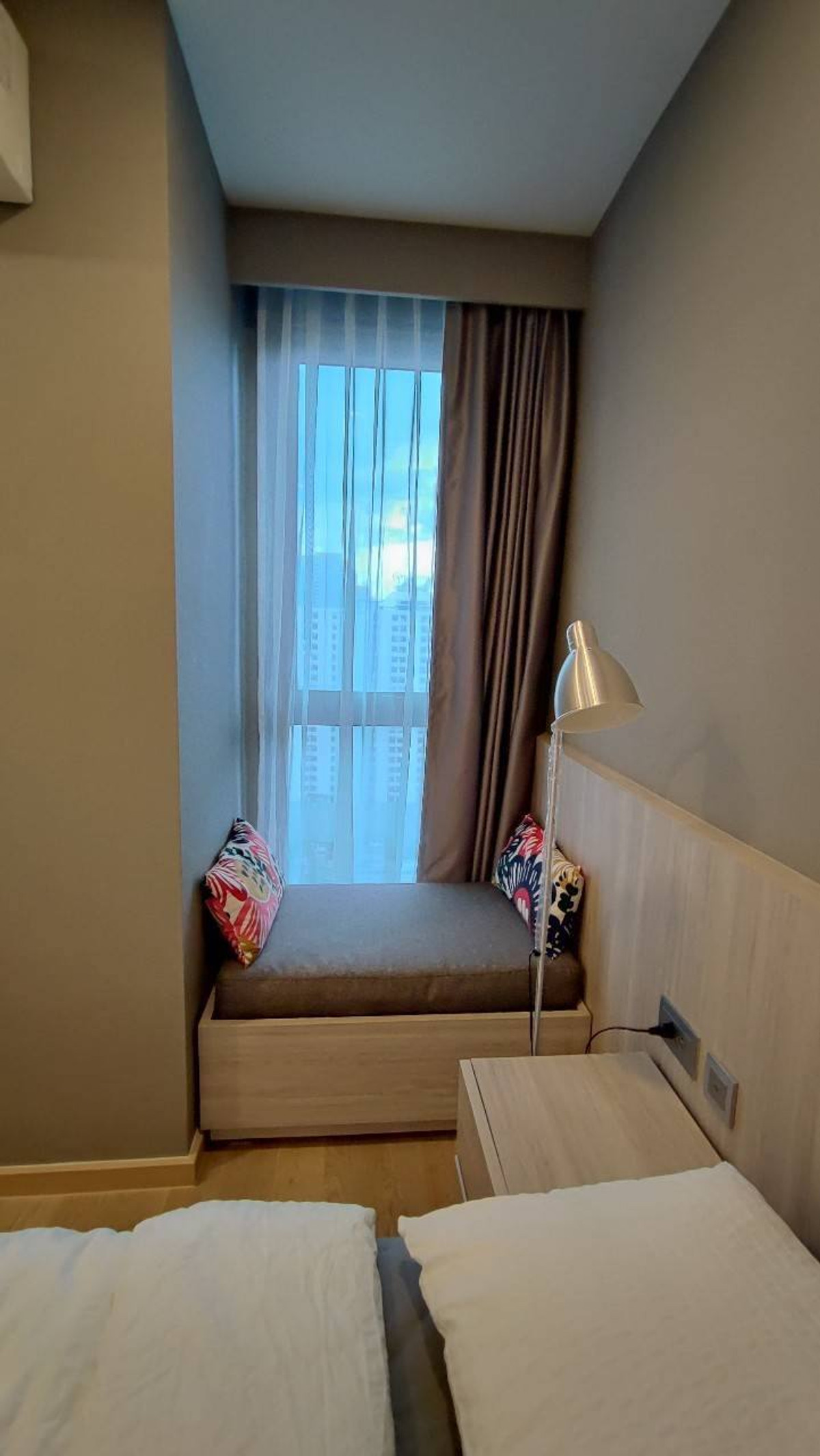 For SaleCondoRatchathewi,Phayathai : Ideo Q Siam Ratchathewi【𝐒𝐄𝐋𝐋 & 𝐑𝐄𝐍𝐓】🔥Luxurious and modern, with a sophisticated style, perfect for the serious urban lifestyle.🔥 Contact Line ID: @hacondo